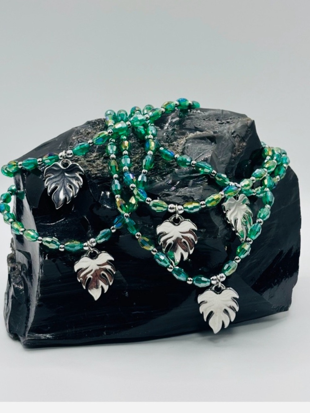 *ANKLET* Silver Leaf & AB Green Stretchy Anklet